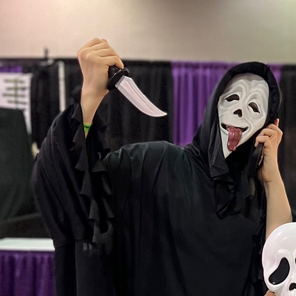 Meet your Posher, Michael - Picture 1 of 1